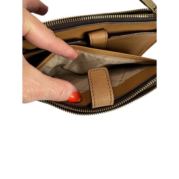 Michael Kors Adele  Wallet Brown - Picture 7 of 10